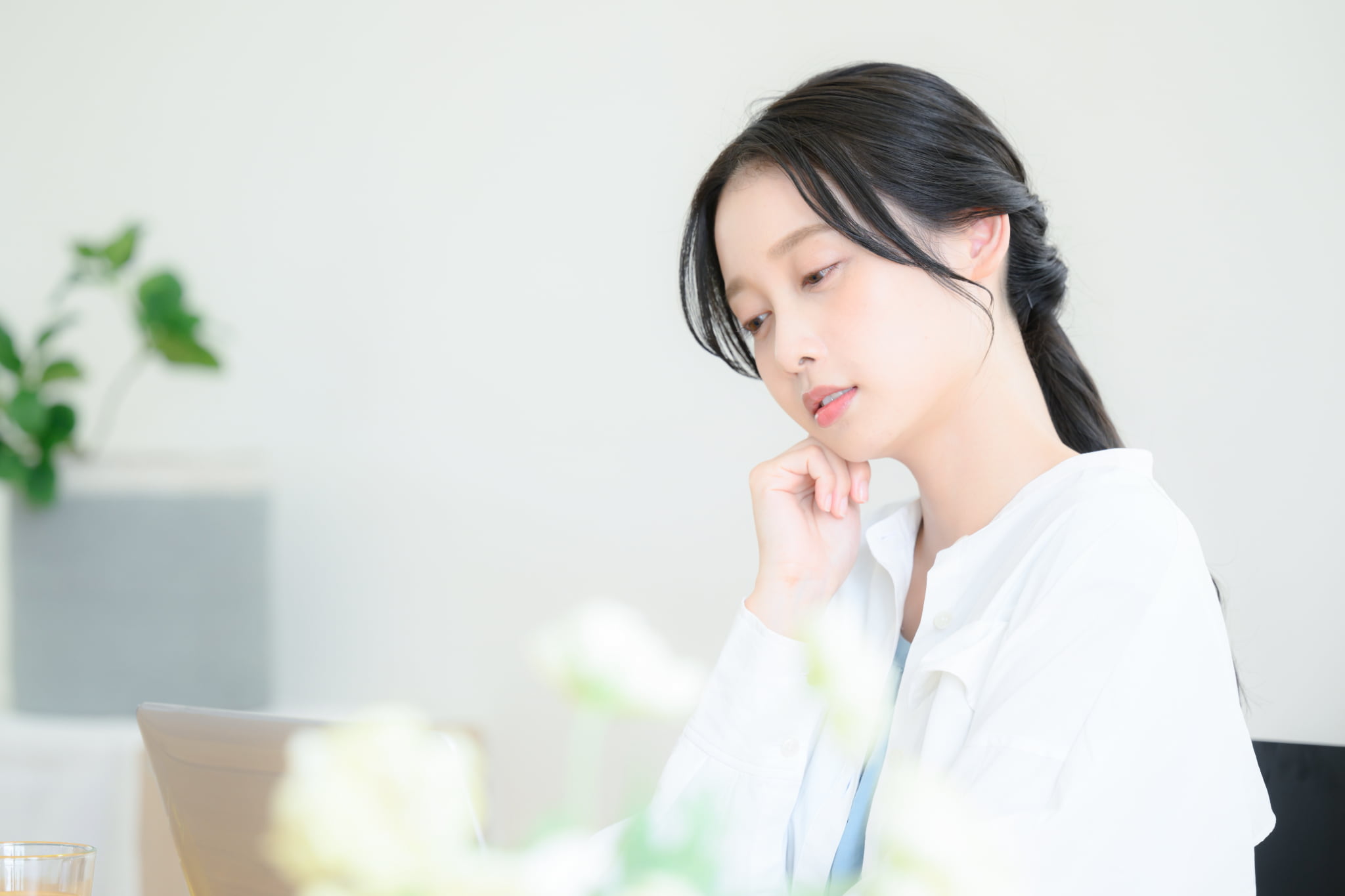 ホワイトニングの費用が気になる女性