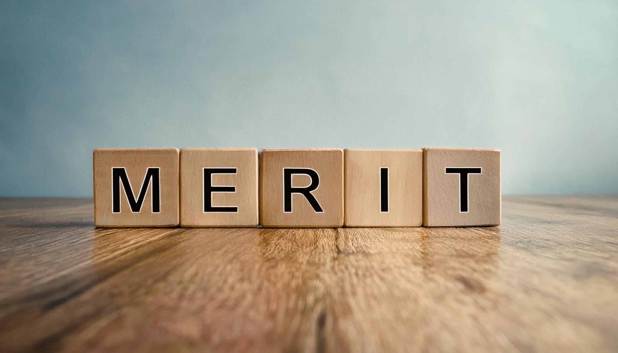 前歯をセラミックにするメリットイメージ