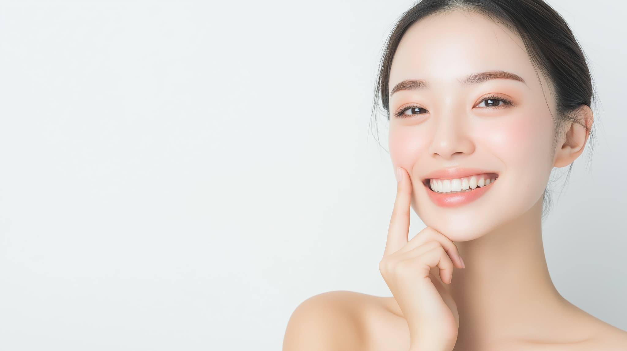 きれいな歯並びの女性
