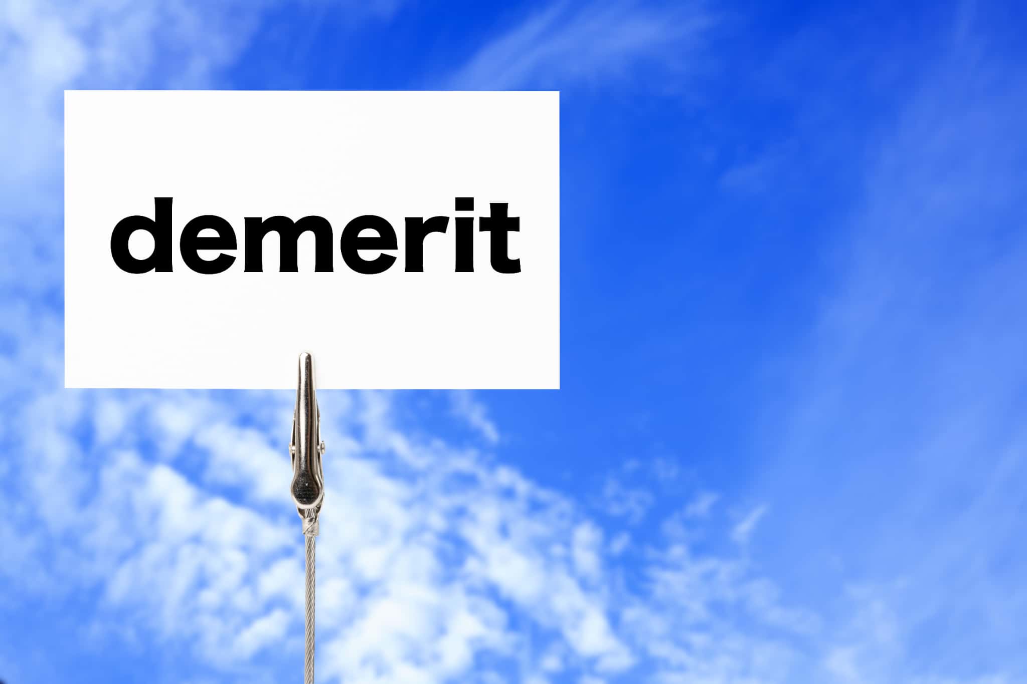 歯周外科治療のデメリットのイメージ