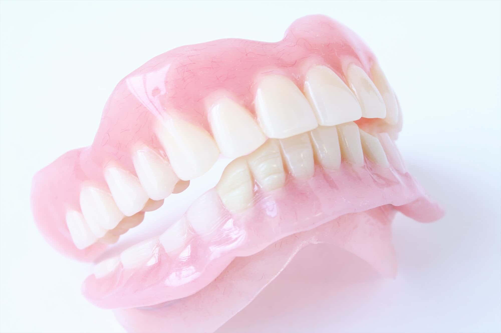 総入れ歯のイメージ