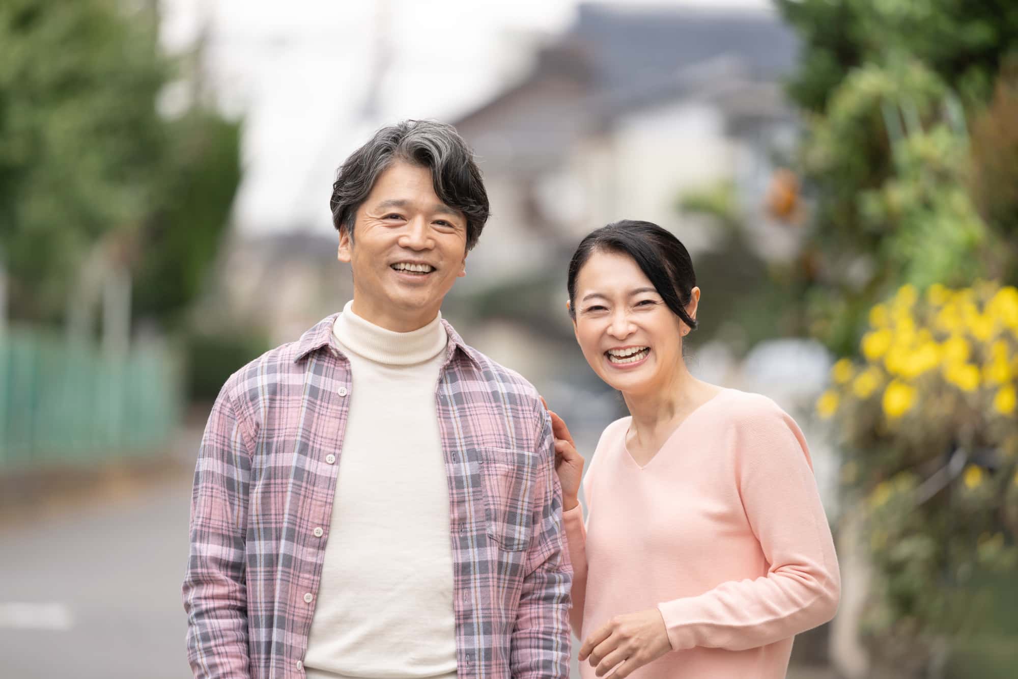 歯周外科治療をして笑顔の夫婦