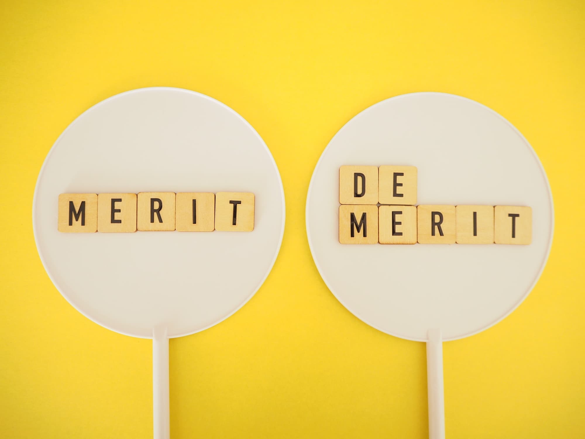 八重歯を矯正するメリット・デメリットのイメージ